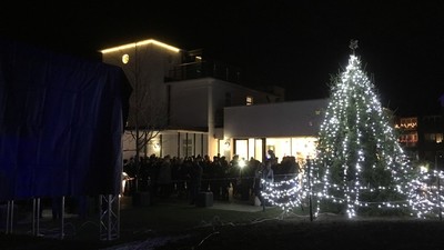 Carols around the Christmas tree